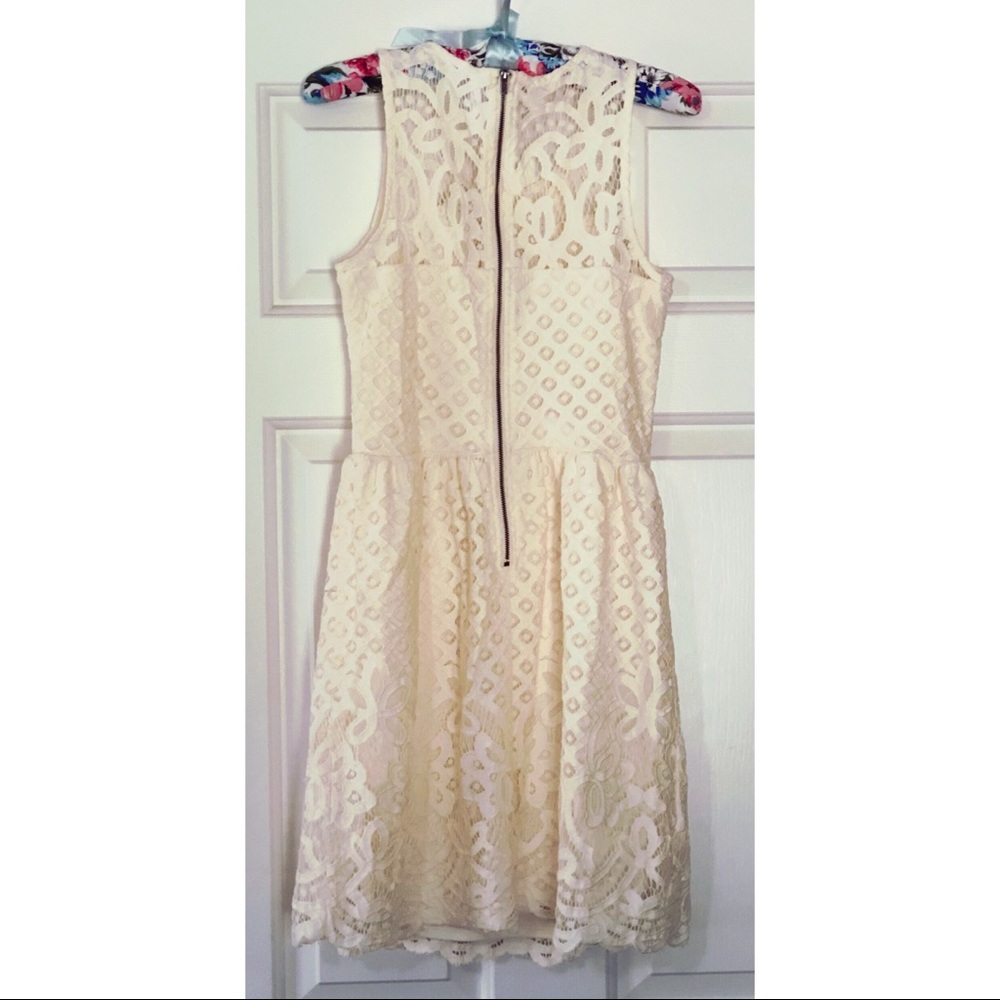 Xhilaration cream lace sleeveless dress - Picture 2 of 6